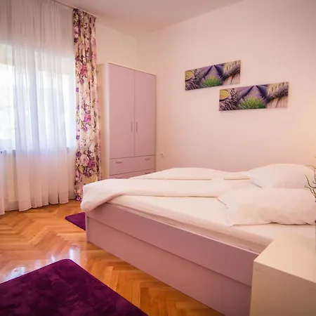 Seaside House Barbat, Rab - 13806 * Barbat na Rabu