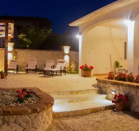 Сasa de vacaciones Seaside House Barbat, Rab - 13806